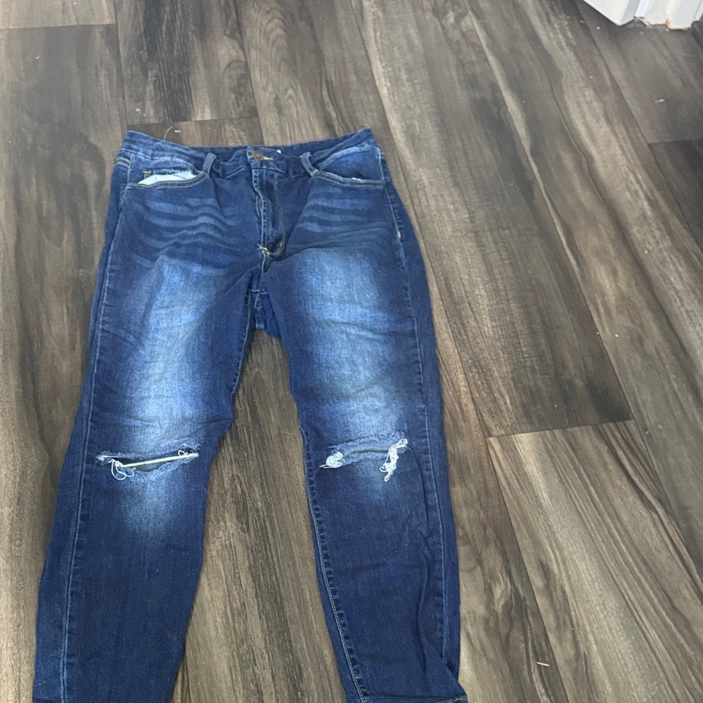 Rue21 Distressed Blue Women's Skinny Jeans